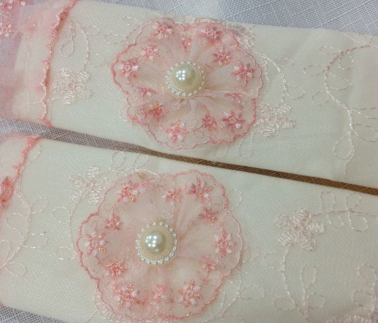 Pretty Floral Bud Silk Synthetic Fiber Automotive Seat Safety Belt Covers Car Decoration 2pcs - Pink