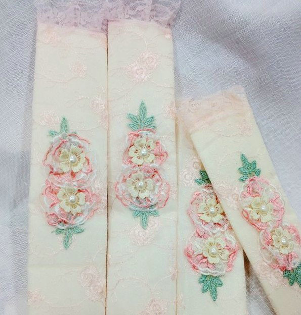 Pretty Flower Bud Silk Synthetic Fiber Automotive Seat Safety Belt Covers Car Decoration 2pcs - Pink