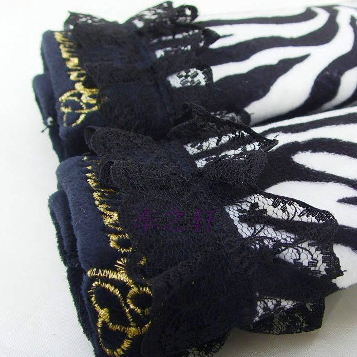 Pretty Lace Bud Silk Velvet Zebra Print Auto Seat Safety Belt Covers Car Decoration 2pcs - Black