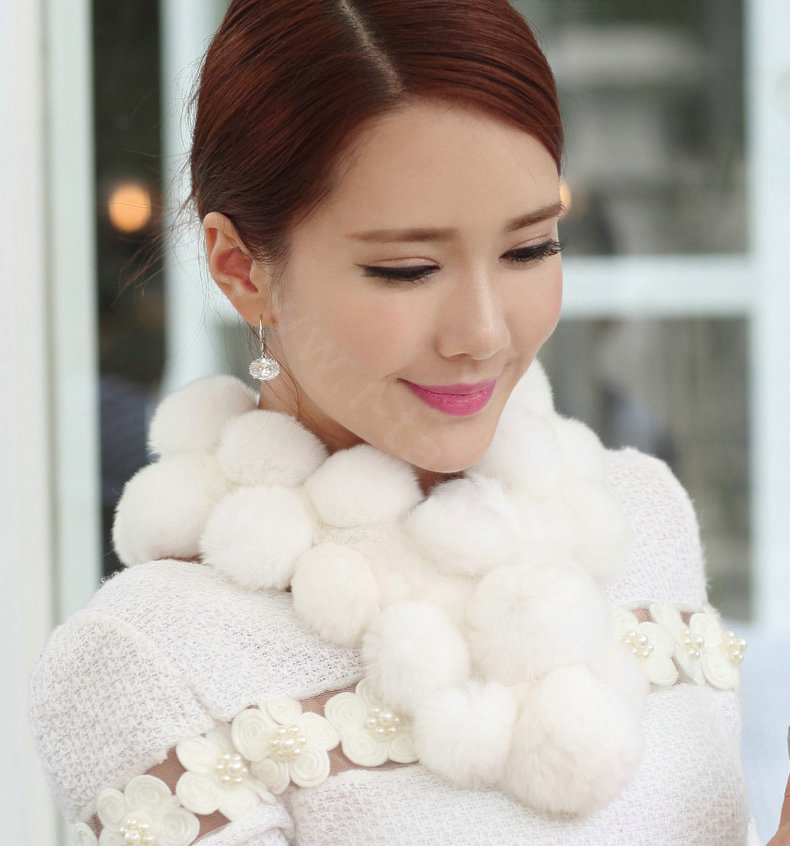 The New Rex Rabbit Fur Scarf Women Winter Neck Wrap Knitted Fur Ball Collar Muffler - White