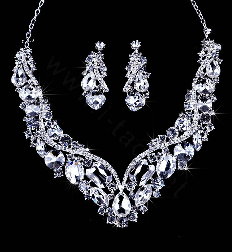 Beautiful Wedding Jewelry Sets for Bridal Crystal Flowers Tiara & Earrings & Rhinestone Necklace