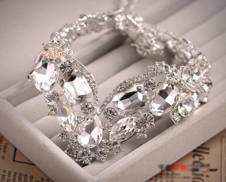 Beautiful Wedding Jewelry Sets for Bridal Crystal Flowers Tiara & Earrings & Rhinestone Necklace