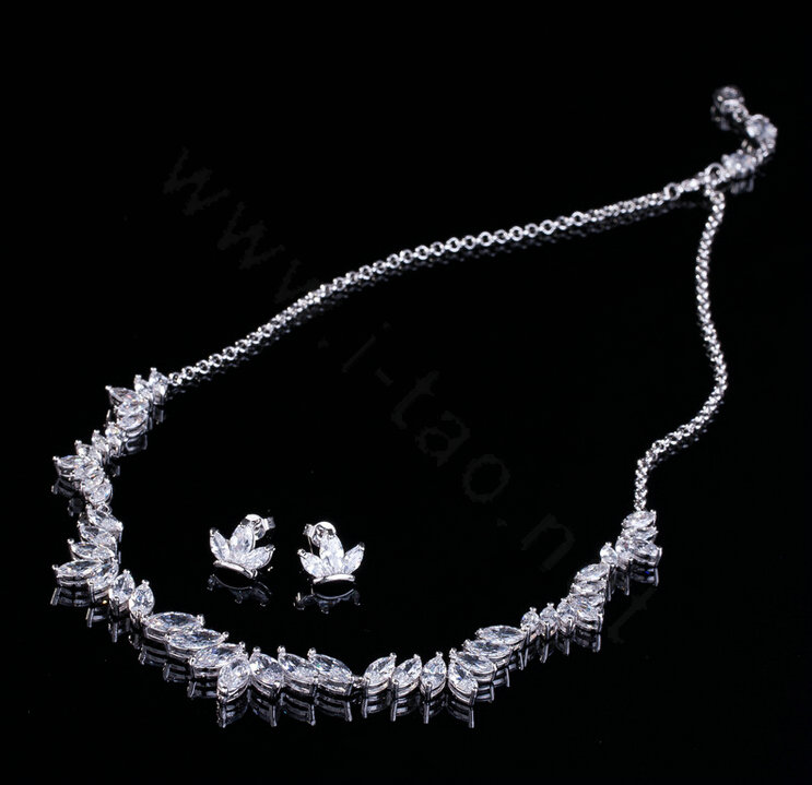 Classic Banquet Wedding Jewelry Sets Crown Diamond Earrings & Bridal Zircon Statement Necklace