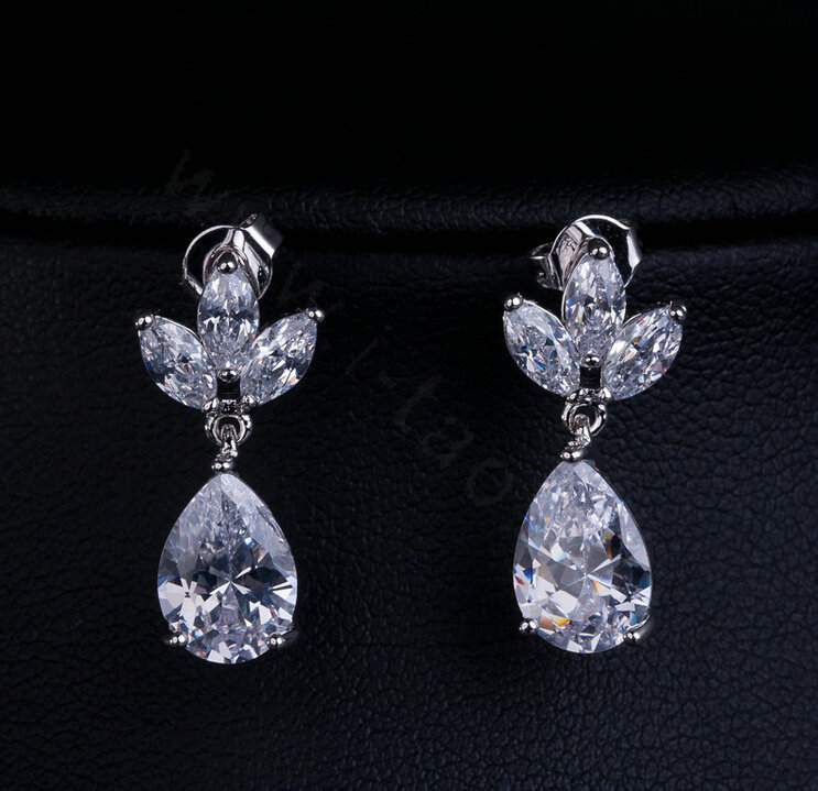 Classic Banquet Wedding Jewelry Sets Water-drop Diamond Flower Earrings & Bridal Zircon Pendant Necklace