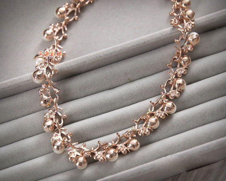 Classic Gold Wedding Bridal Accessories Simple Pearl Crystal Necklace Earrings Sets