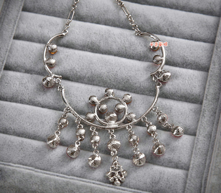 Classic Pink Wedding Bridal Accessories Elegant Tassel Crystal Necklace Earrings Sets
