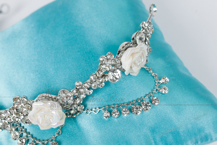 Classic Wedding Jewelry Ceramic Flower Tassel Crystal Tiaras Bridal Rhinestone Hair Accessories