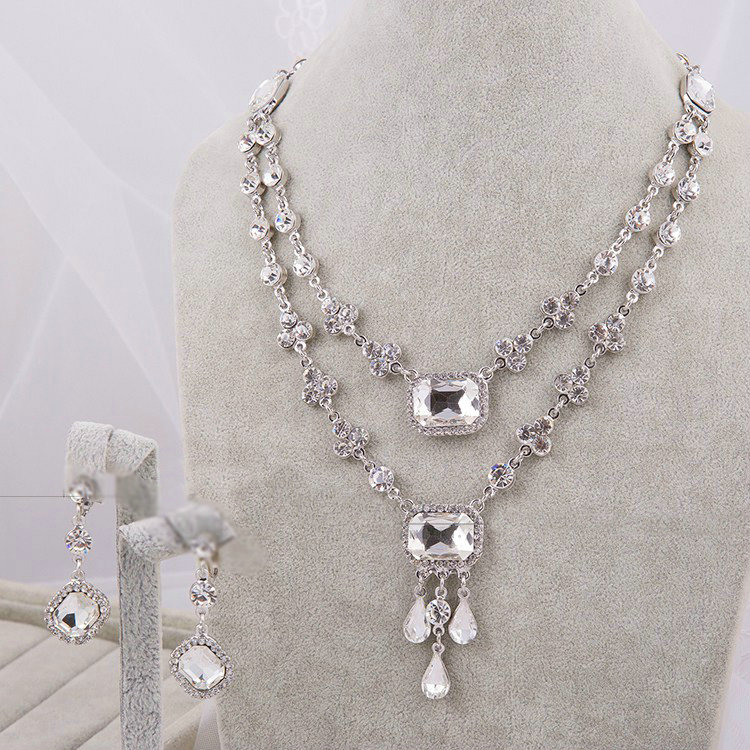Fashion Unique Wedding Jewelry Sets Crystal Earrings & Bridal Tassel Rhinestone Necklace
