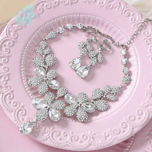 High Quality Fashion Wedding Jewelry Sets Crystal Flower Earrings & Bridal Pendant Necklace