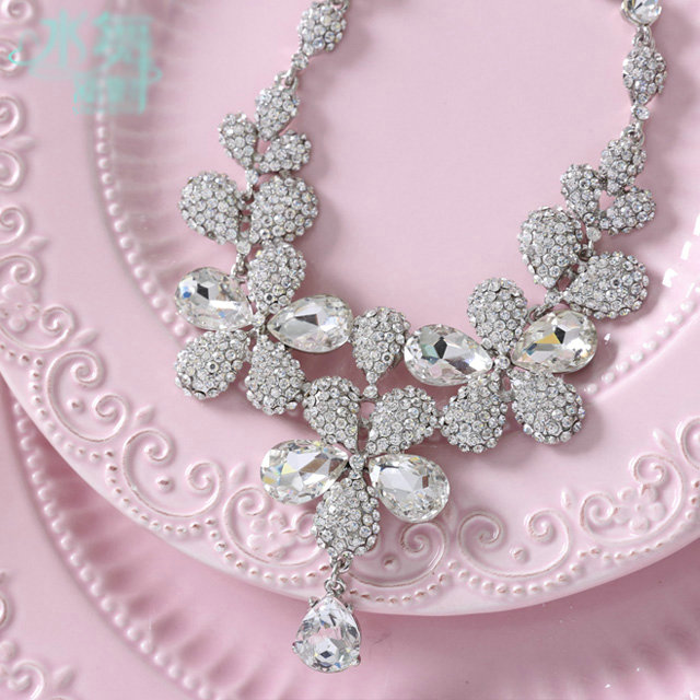 High Quality Fashion Wedding Jewelry Sets Crystal Flower Earrings & Bridal Pendant Necklace