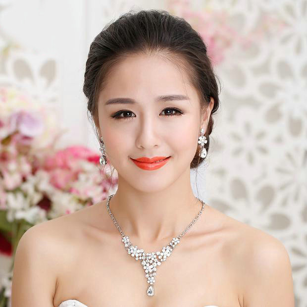 High Quality Fashion Wedding Jewelry Sets Flower Bling Crystal Earrings & Bridal Pendant Necklace