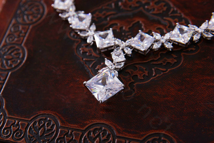 Luxury Banquet Wedding Jewelry Sets Blocks Flower Earrings & Bridal AAA+ Zircon Statement Necklace