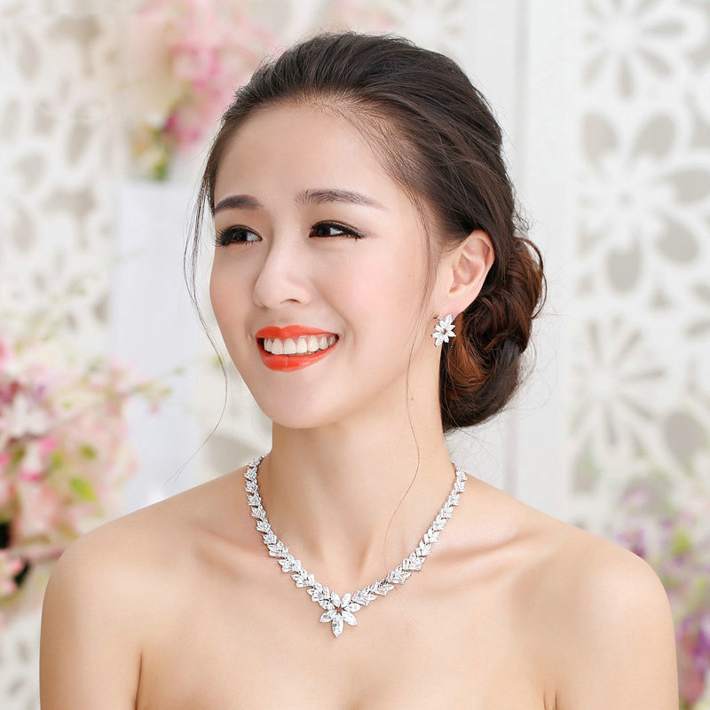 Luxury Banquet Wedding Jewelry Sets Flower Crystal Stud Earrings & Bridal AAA+ Zircon Statement Necklace