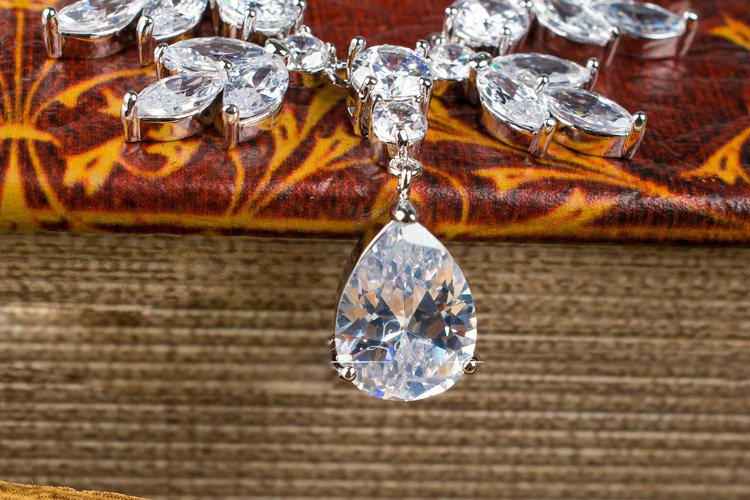 Luxury Banquet Wedding Jewelry Sets Flower Diamond Earrings & Bridal AAA+ Zircon Statement Necklace