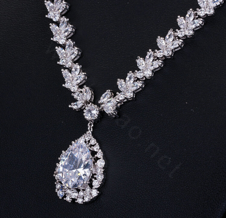 Luxury Banquet Wedding Jewelry Sets Water-drop Stud Earrings & Bridal Zircon Diamond Pendant Necklace