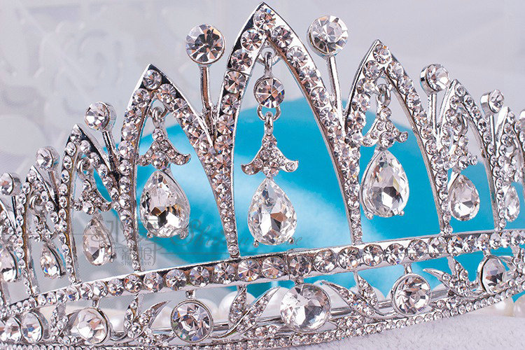 Luxury Classic European Wedding Jewelry Crystal Tiaras Bridal Crown Rhinestone Hair Accessories