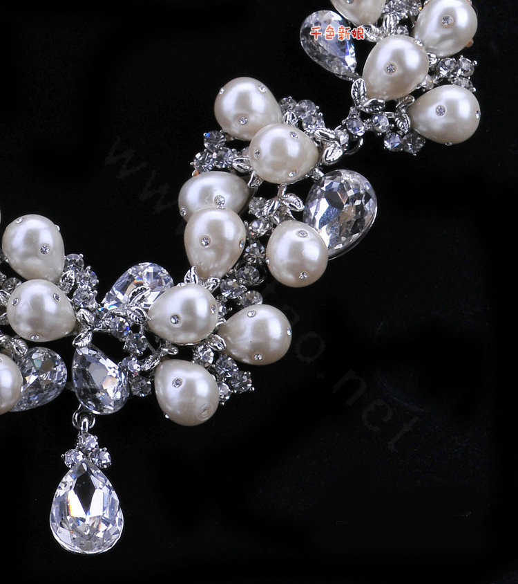 Luxury Elegant Wedding Jewelry Sets Flower Crystal Tiara & Earrings & Bridal Pearl Necklace