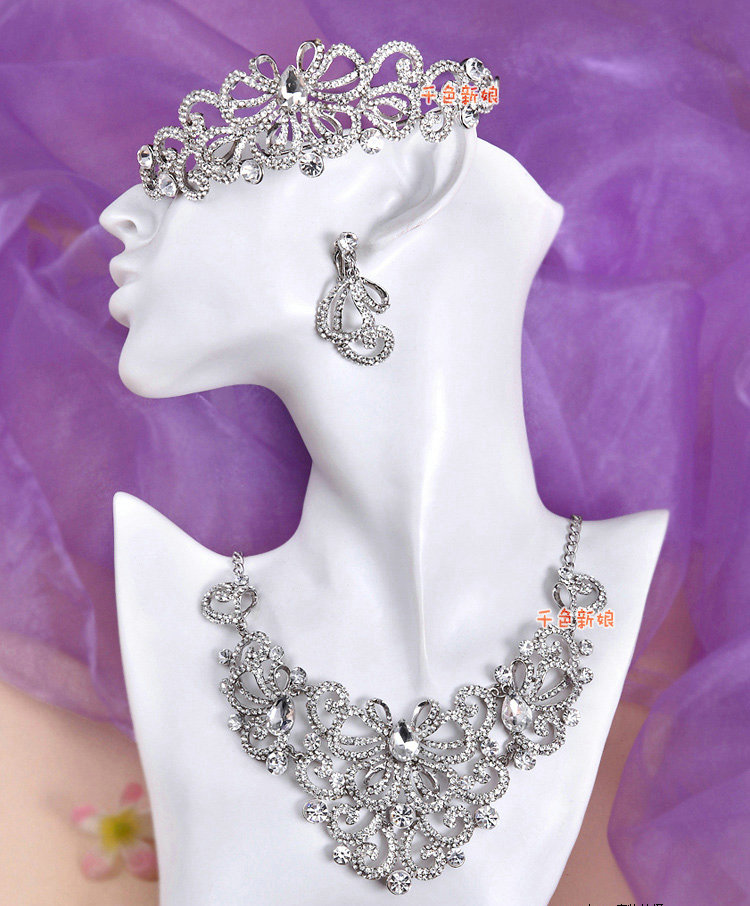 Luxury Silver plate Butterfly Wedding Bridal Clear Crystal Necklace Earrings Tiara Sets