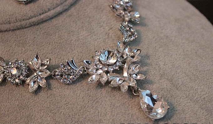 Luxury Wedding Banquet Jewelry Butterfly Flower Crystal Bridal Necklace Earrings Sets