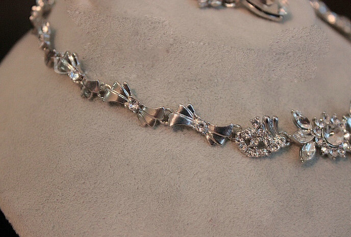 Luxury Wedding Banquet Jewelry Butterfly Flower Crystal Bridal Necklace Earrings Sets