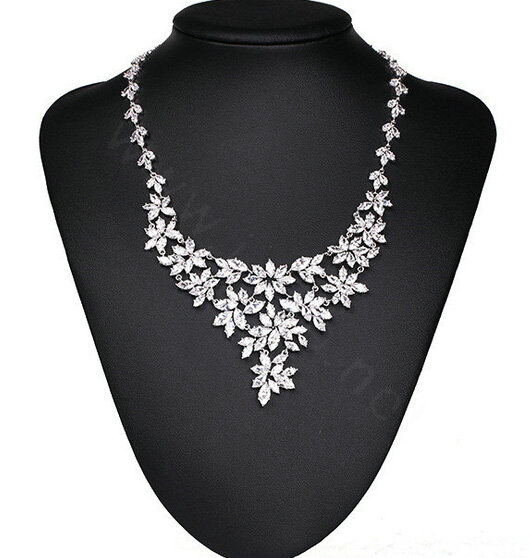 Luxury Wedding Banquet Jewelry Sets Diamond Flower Earrings & Bridal AAA Zircon Statement Necklace