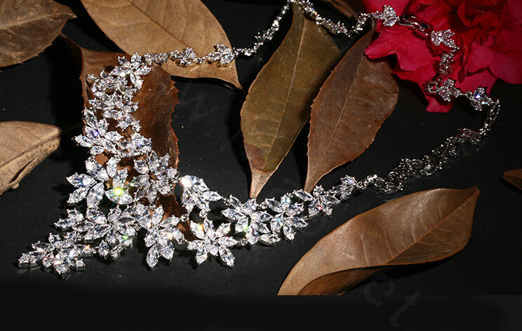 Luxury Wedding Banquet Jewelry Sets Diamond Flower Earrings & Bridal AAA Zircon Statement Necklace