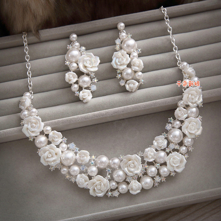 Luxury Wedding Banquet Jewelry Sets Porcelain Flower Crystal Tiara & Earrings & Bridal Pearl Necklace