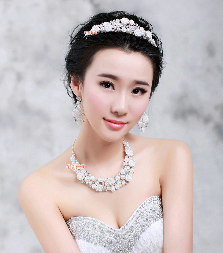 Luxury Wedding Banquet Jewelry Sets Porcelain Flower Crystal Tiara & Earrings & Bridal Pearl Necklace