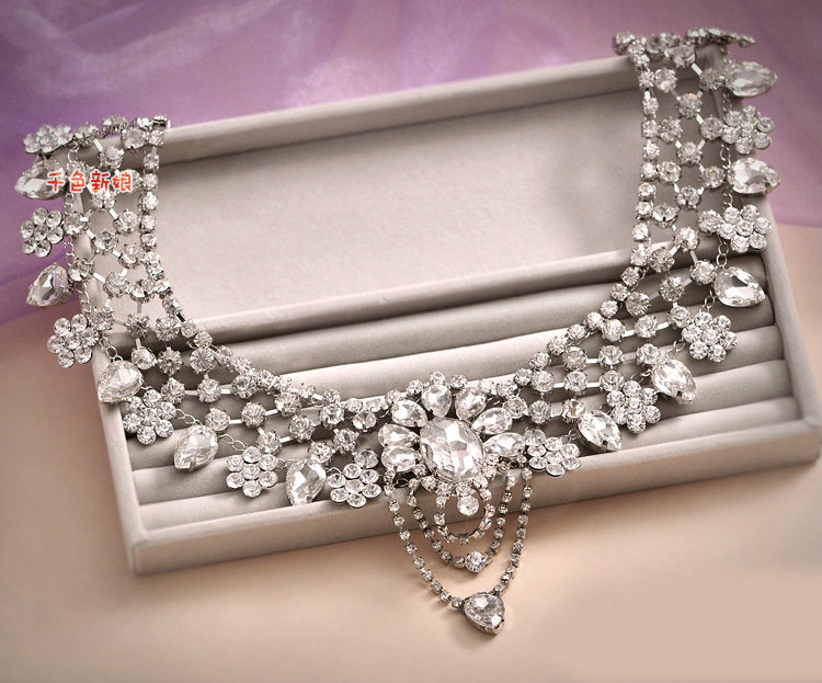 Luxury Wedding Bridal Accessories Flower Crystal Princess Tiara Necklace Earrings Sets