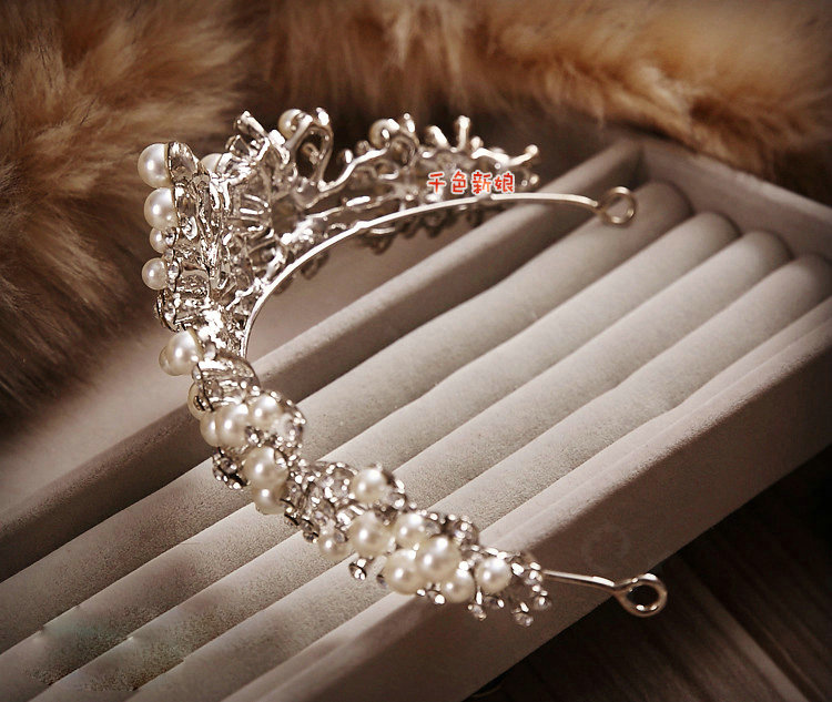 Luxury Wedding Bridal Accessories Pearl Crystal Flower Tiara Necklace Earrings Sets