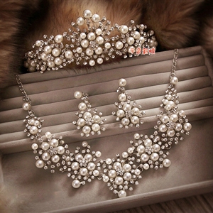 Luxury Wedding Bridal Accessories Pearl Crystal Flower Tiara Necklace Earrings Sets