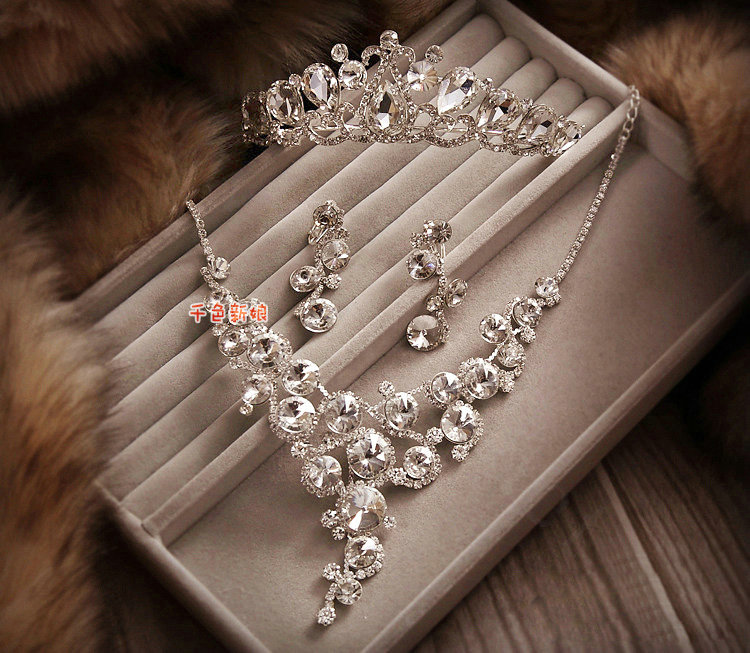 Luxury Wedding Bridal Accessories Rhinestone Crystal Elegant Tiara Necklace Earrings Sets