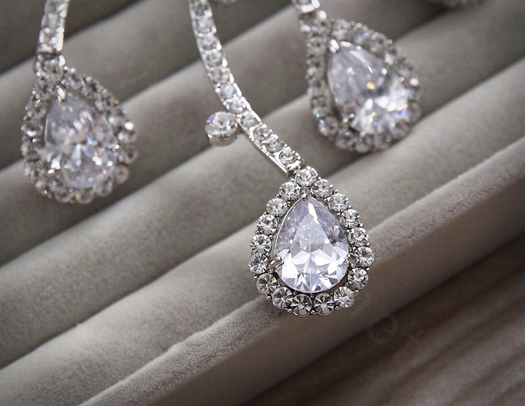 Luxury Wedding Bridal Accessories Water drops Diamond Crystal Necklace Earrings Sets