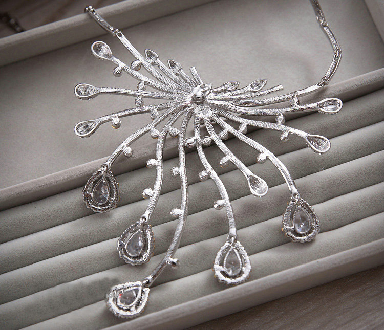 Luxury Wedding Bridal Accessories Water drops Diamond Crystal Necklace Earrings Sets
