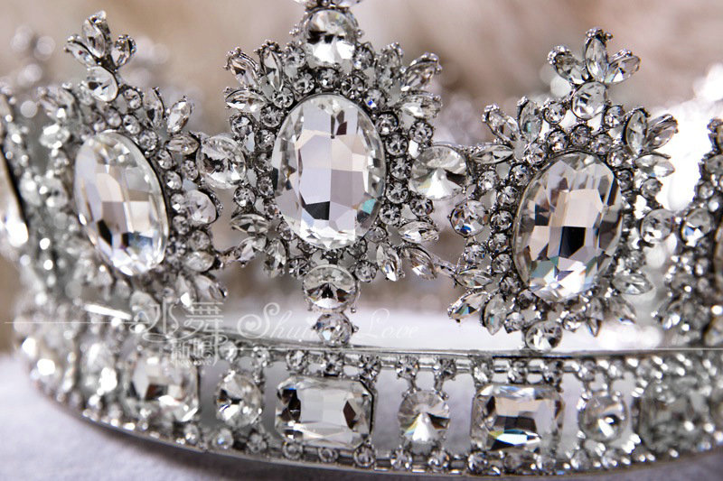 Luxury Wedding Jewelry Crystal White Large Ring Tiaras Bridal Rhinestone Crown Hair Accessories