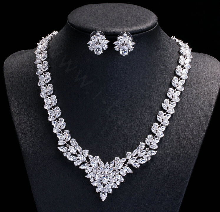 Luxury Wedding Jewelry Sets Including 1 Pair Flower Stud Earrings & Bridal Zircon Statement Necklace