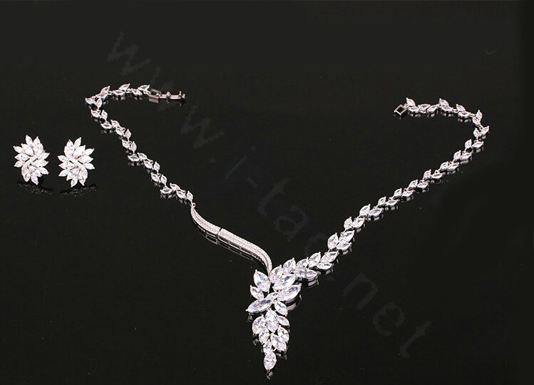 Luxury Wedding Jewelry Sets Lucky Flower vine Stud Earrings & Bridal Diamond Zircon Statement Necklace