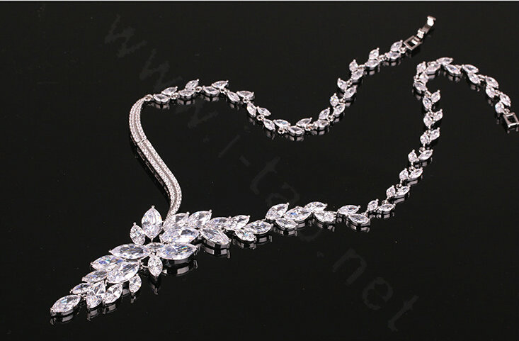 Luxury Wedding Jewelry Sets Lucky Flower vine Stud Earrings & Bridal Diamond Zircon Statement Necklace