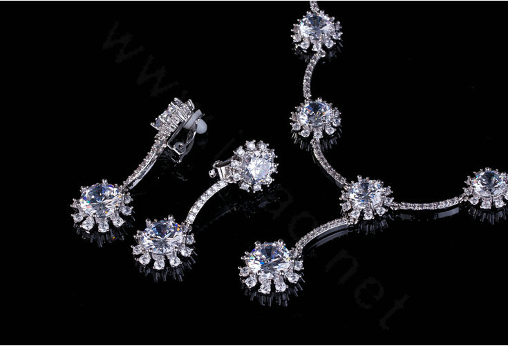 Simple Banquet Wedding Jewelry Sets Sun flower Diamond Earrings & Bridal Zircon Necklace