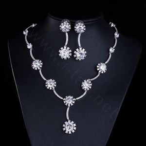 Simple Banquet Wedding Jewelry Sets Sun flower Diamond Earrings & Bridal Zircon Necklace