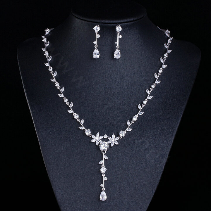 Simple Elegant Banquet Wedding Jewelry Sets Flower Diamond Earrings & Bridal Zircon Pendant Necklace