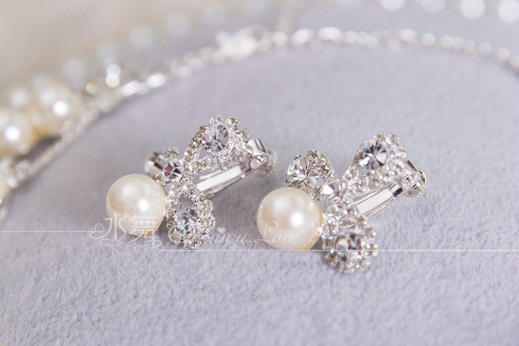Simple Wedding Jewelry Sets Pearl Flower Crystal Tiara & Earrings & Bridal Rhinestone Necklace