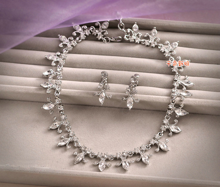 Classic Wedding Jewelry Gold Plated Flower Rhinestone Crystal Necklace Earrings Set Bridal Party Gift