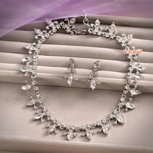 Classic Wedding Jewelry Gold Plated Flower Rhinestone Crystal Necklace Earrings Set Bridal Party Gift
