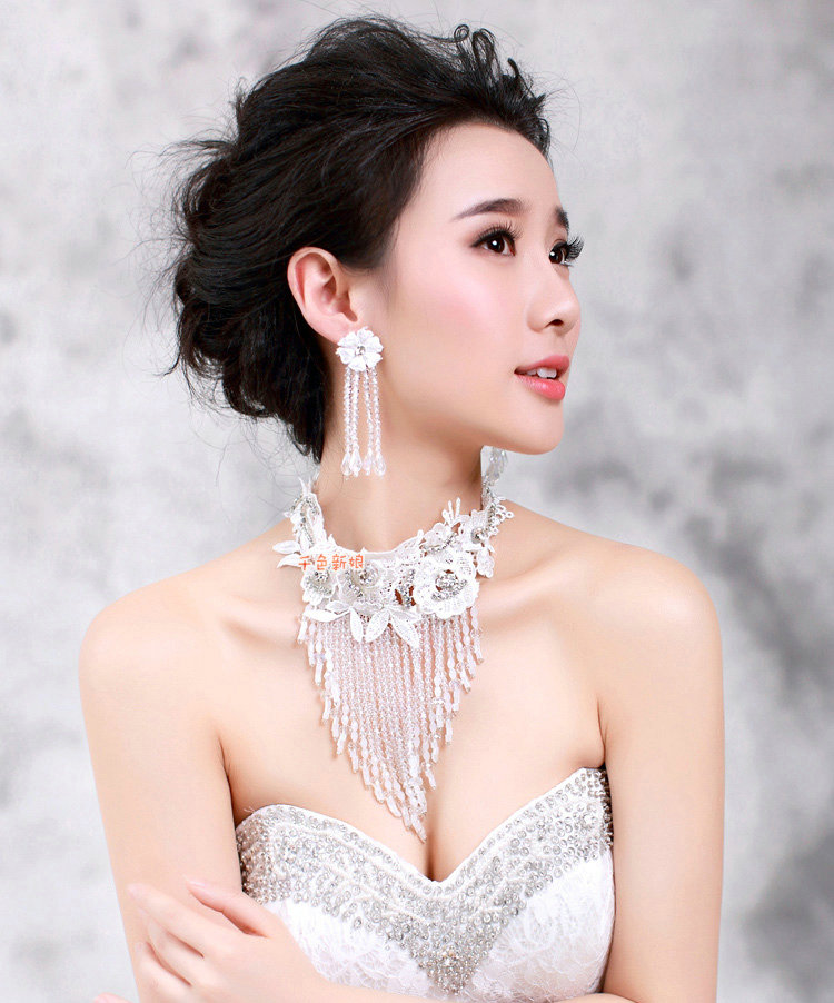 Elegant Shining Rhinestones Crystal Lace Flower Tassel Shoulder Deco Necklace Wedding Bridal Jewelry