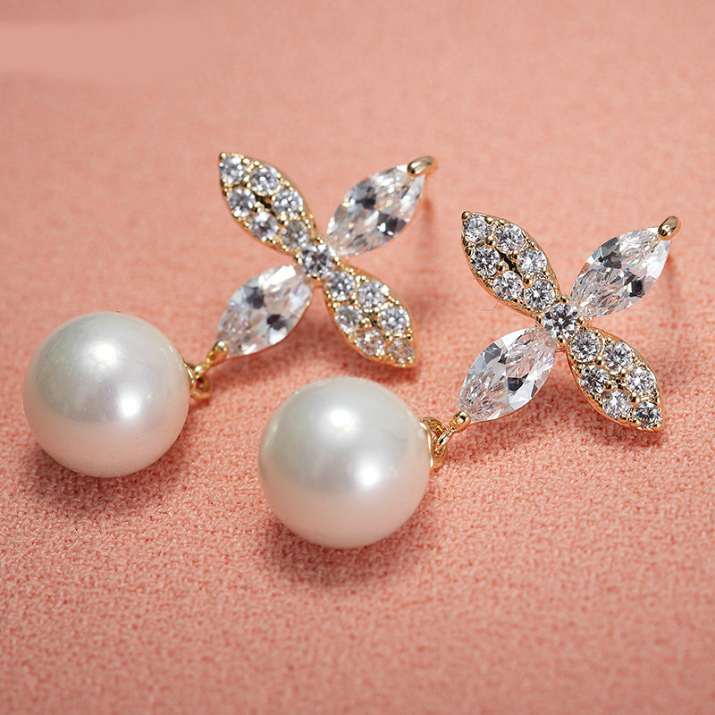 Elegant Wedding Bridal Europe Gold Clovers Pearl Zircon Eardrop Earrings Woman Jewelry