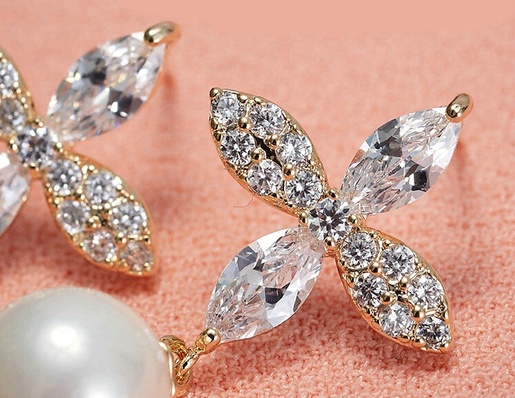 Elegant Wedding Bridal Europe Gold Clovers Pearl Zircon Eardrop Earrings Woman Jewelry