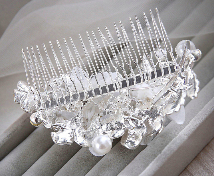Elegant Wedding Hair Clip Jewelry By hand Pearl Crystal Flower Bridal Hair Comb Accessories
