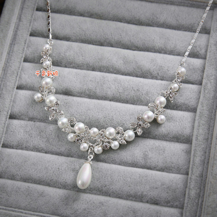 Elegant Wedding Jewellery Freshwater Pearl Crystal Rhinestone Bridal Necklace Earrings Sets