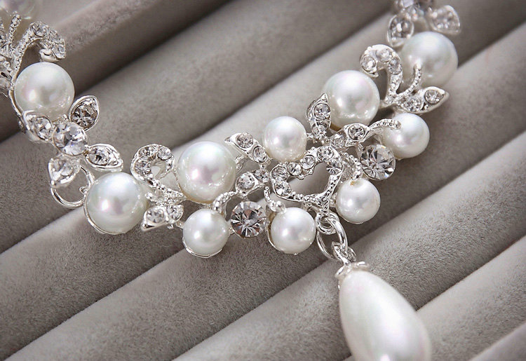 Elegant Wedding Jewellery Freshwater Pearl Crystal Rhinestone Bridal Necklace Earrings Sets